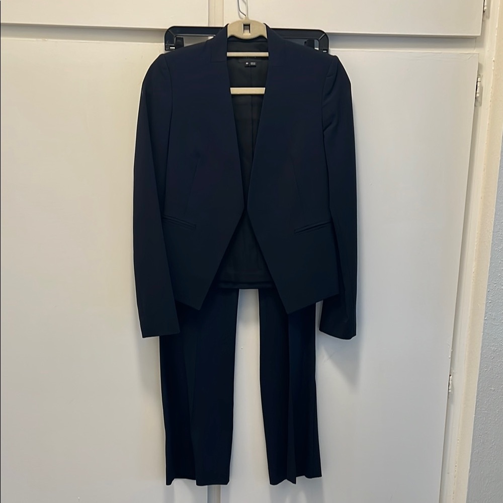 Theory Navy Classic Suit with Structured Shoulders